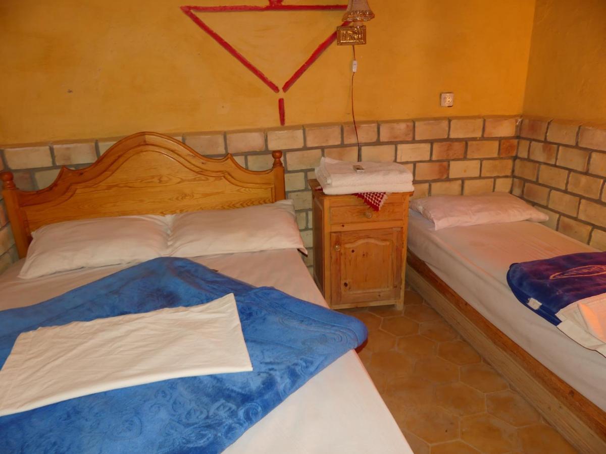 Les Pyramides Hotel Merzouga Exterior foto