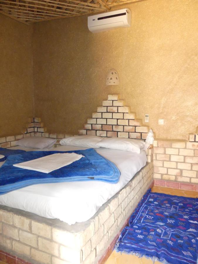 Les Pyramides Hotel Merzouga Exterior foto